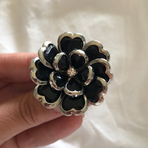 Flower ring - Picture 5 of 6